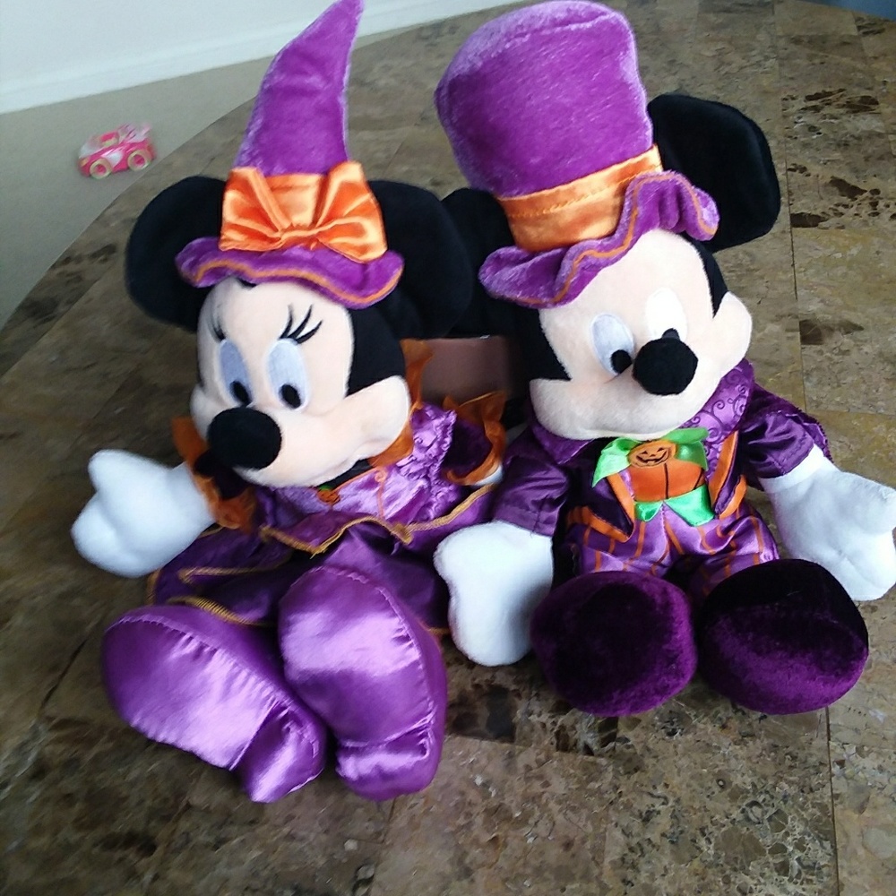 Minnie and Mikey mouse set